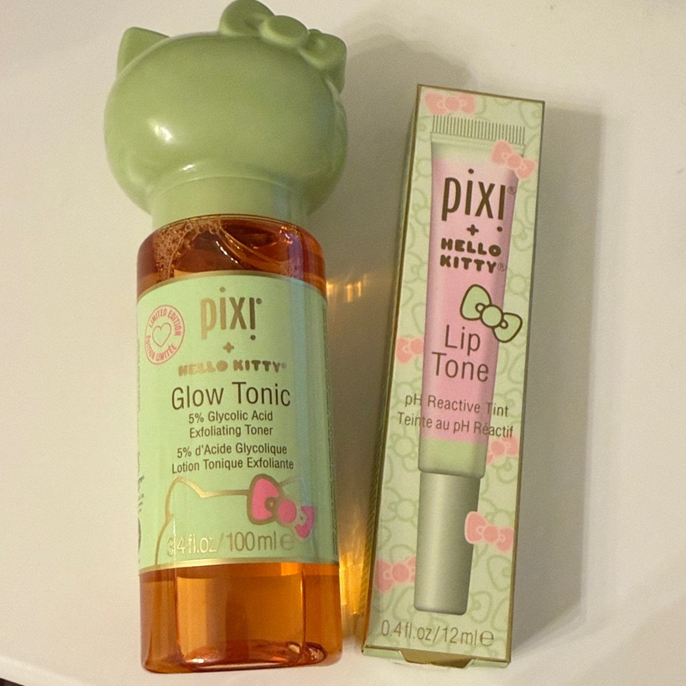 Hello Kitty Pixi Glow Tonic & Lip Tone Set in prettiness